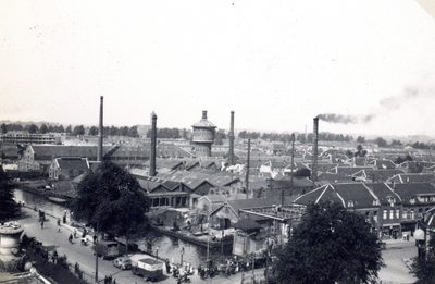 886148 Overzicht van de gebouwen van de Koninklijke Nederlandsche Lood- en Zinkpletterij voorheen A.D. Hamburger ...